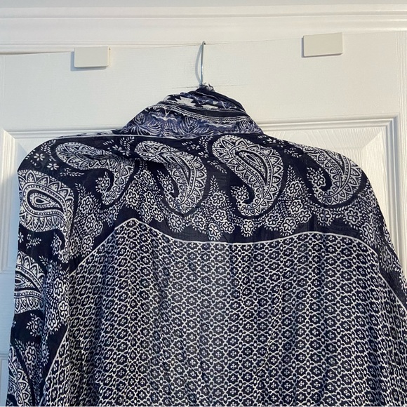 American Eagle Women’s Navy & White Paisley Cocoon Cardigan Kimono Size O/S - Picture 9 of 11